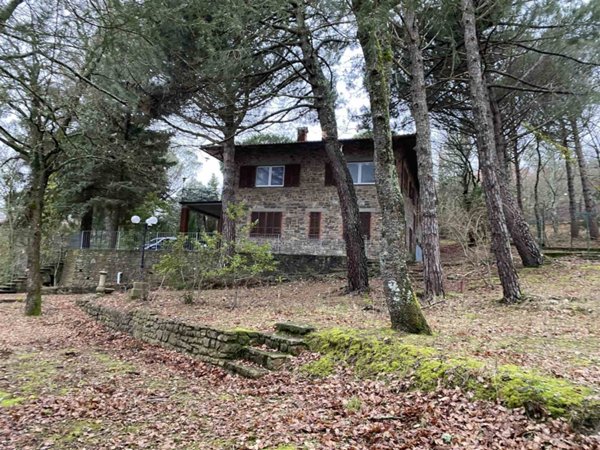 casa indipendente in vendita a Tuoro sul Trasimeno