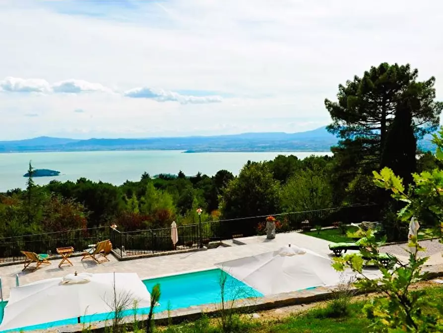 casa indipendente in vendita a Tuoro sul Trasimeno