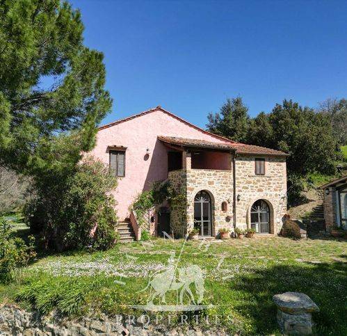 casa indipendente in vendita a Tuoro sul Trasimeno
