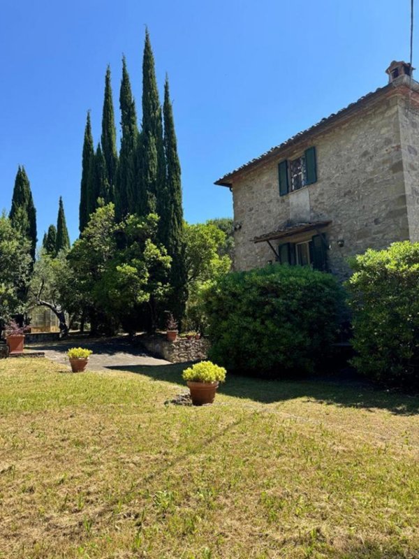 casa indipendente in vendita a Tuoro sul Trasimeno in zona Vernazzano