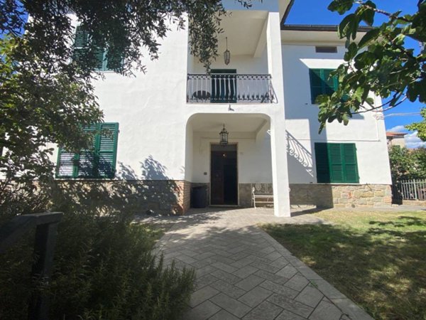 casa indipendente in vendita a Tuoro sul Trasimeno