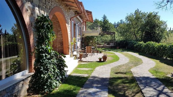 casa indipendente in vendita a Tuoro sul Trasimeno