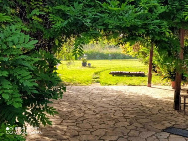 casa indipendente in vendita a Tuoro sul Trasimeno in zona Borghetto