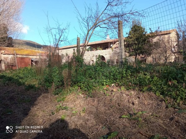 casale in vendita a Tuoro sul Trasimeno in zona Isola Maggiore