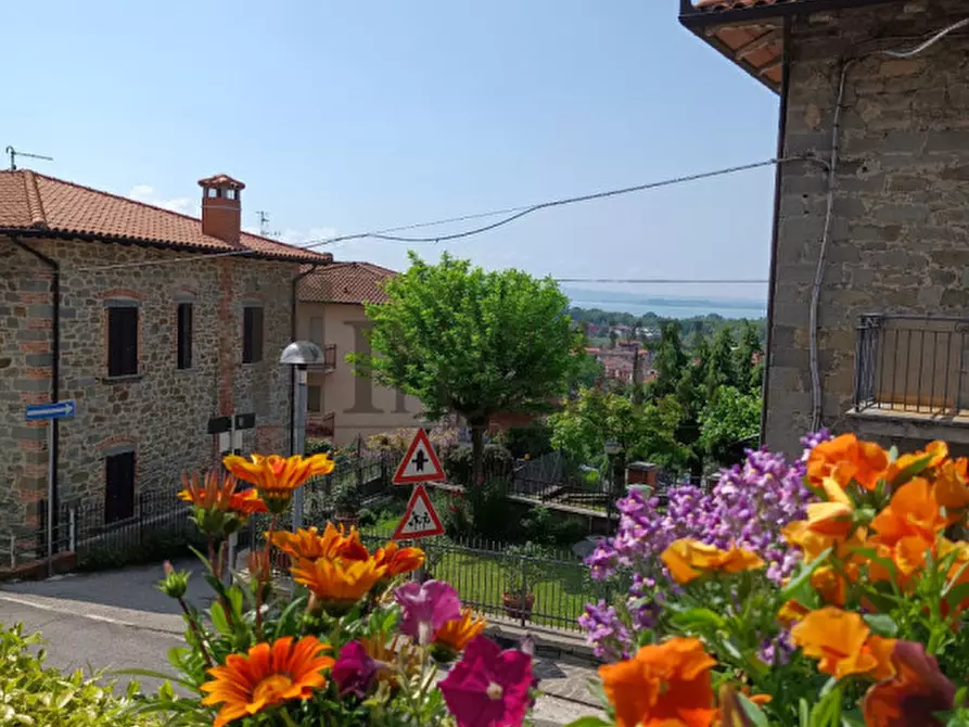 casa indipendente in vendita a Tuoro sul Trasimeno in zona Isola Maggiore