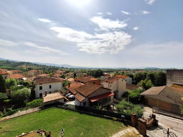 casa indipendente in vendita a Tuoro sul Trasimeno