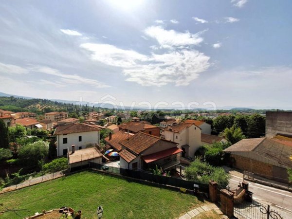 casa indipendente in vendita a Tuoro sul Trasimeno