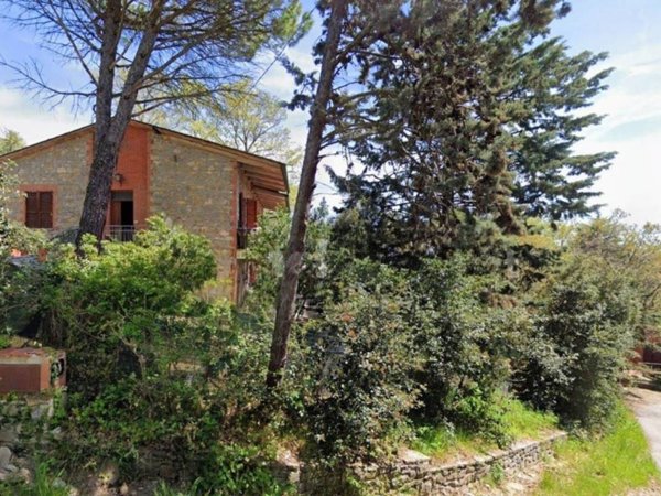 casa indipendente in vendita a Tuoro sul Trasimeno