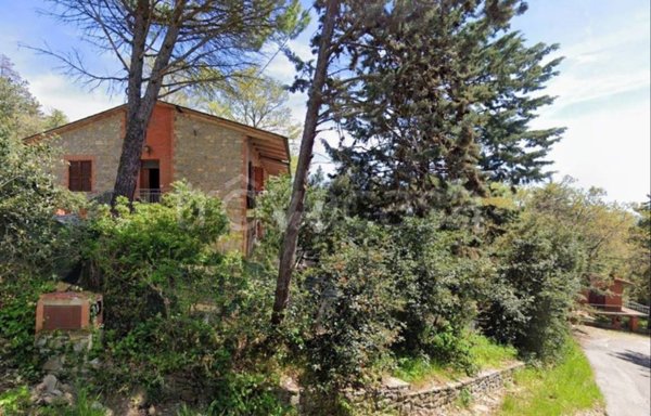 casa indipendente in vendita a Tuoro sul Trasimeno