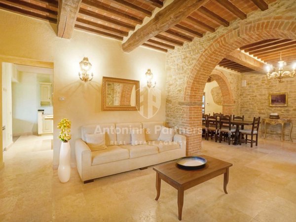 casa indipendente in vendita a Tuoro sul Trasimeno