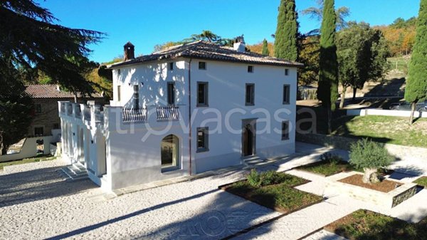 casa indipendente in vendita a Tuoro sul Trasimeno