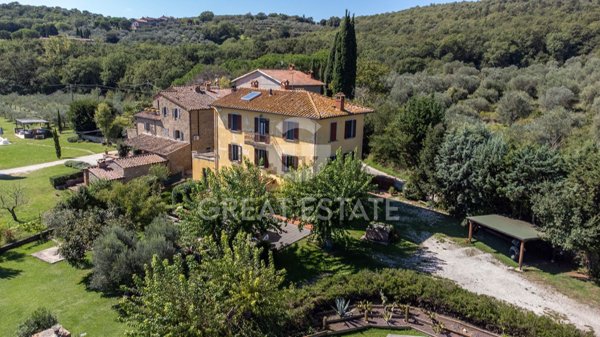 casa indipendente in vendita a Tuoro sul Trasimeno