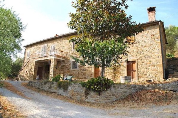 casa indipendente in vendita a Tuoro sul Trasimeno