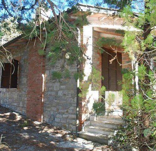 casa indipendente in vendita a Tuoro sul Trasimeno