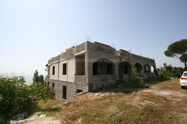 casa indipendente in vendita a Tuoro sul Trasimeno