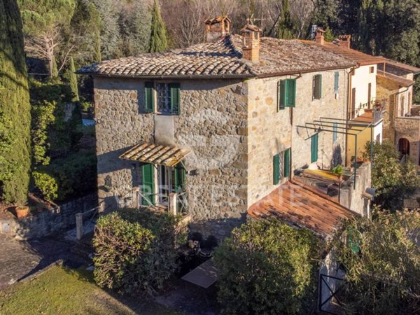 casa indipendente in vendita a Tuoro sul Trasimeno