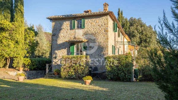 casa indipendente in vendita a Tuoro sul Trasimeno