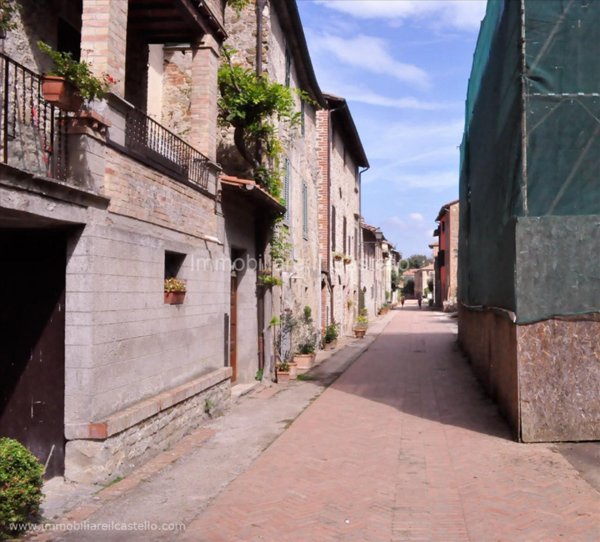 casa semindipendente in vendita a Tuoro sul Trasimeno in zona Isola Maggiore