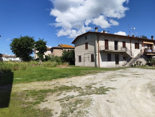 casa indipendente in vendita a Tuoro sul Trasimeno