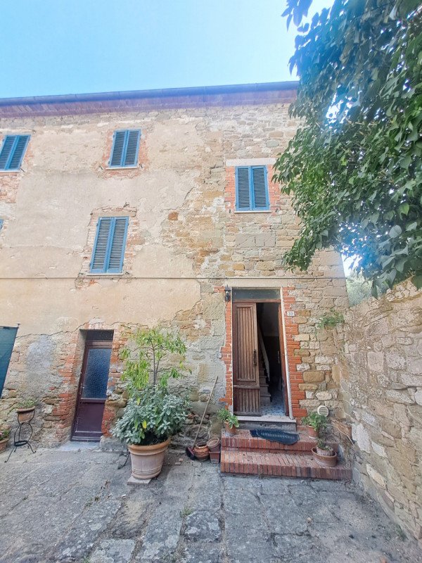 casa indipendente in vendita a Tuoro sul Trasimeno in zona Isola Maggiore