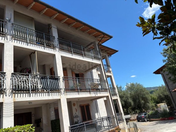 appartamento in vendita a Tuoro sul Trasimeno