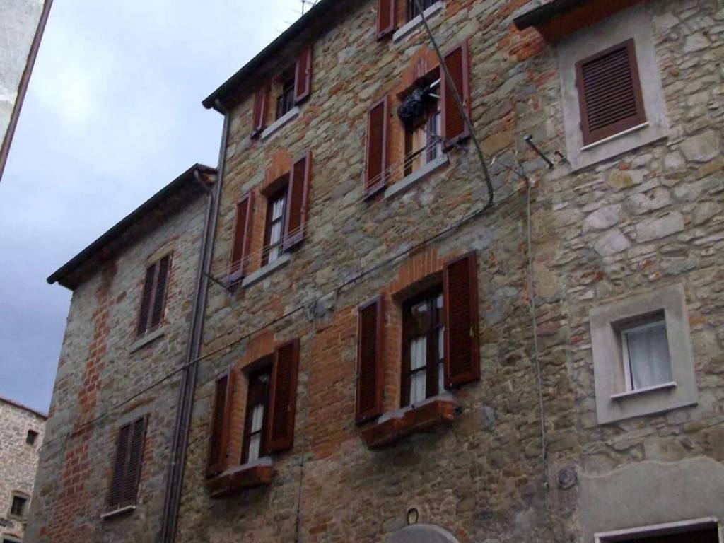 casa indipendente in vendita a Tuoro sul Trasimeno