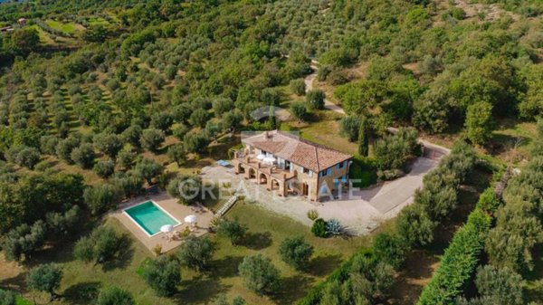 casa indipendente in vendita a Tuoro sul Trasimeno