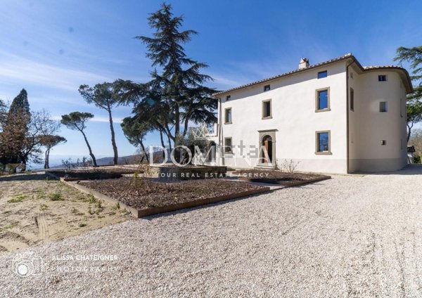 casa indipendente in vendita a Tuoro sul Trasimeno