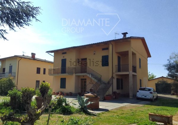 casa indipendente in vendita a Tuoro sul Trasimeno in zona Borghetto
