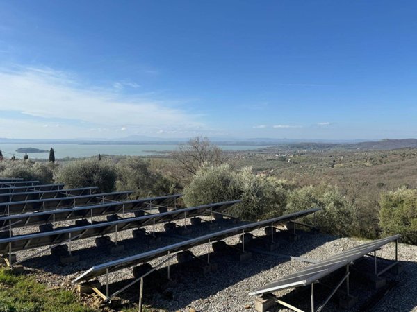 casa indipendente in vendita a Tuoro sul Trasimeno in zona Vernazzano