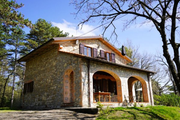 casa indipendente in vendita a Tuoro sul Trasimeno