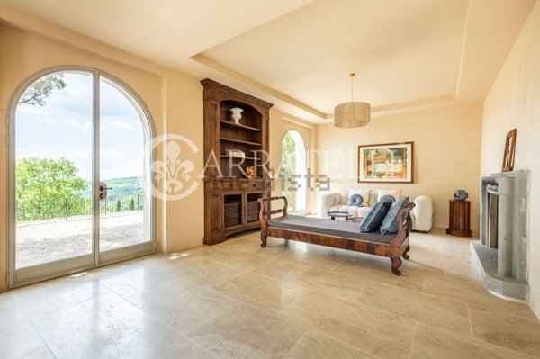 casa indipendente in vendita a Tuoro sul Trasimeno