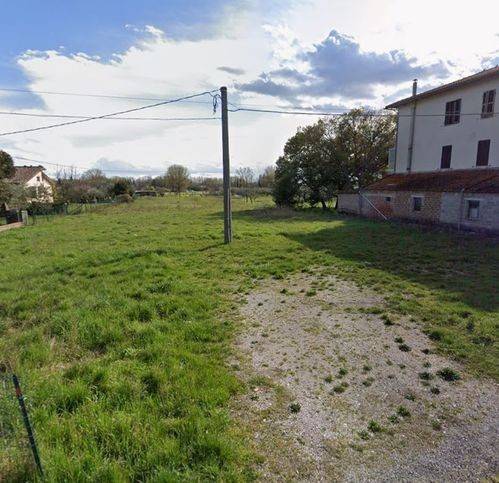 terreno edificabile in vendita a Tuoro sul Trasimeno