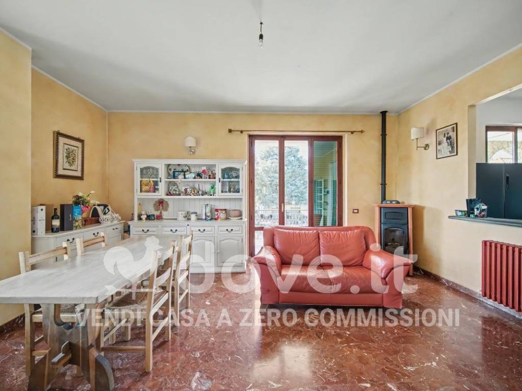 casa indipendente in vendita a Tuoro sul Trasimeno in zona Borghetto