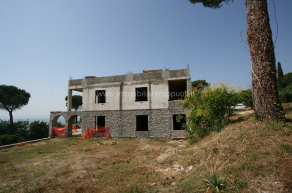 casa indipendente in vendita a Tuoro sul Trasimeno