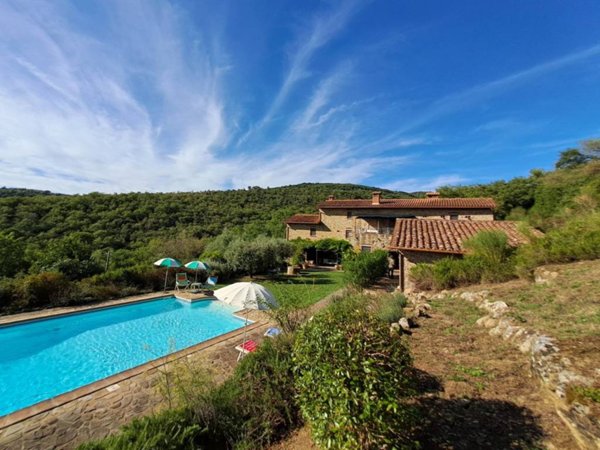 casale in vendita a Tuoro sul Trasimeno