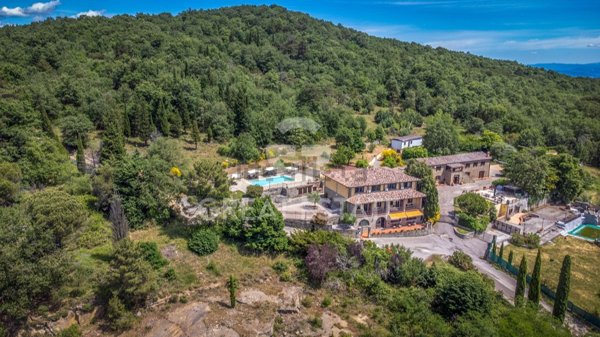 casa indipendente in vendita a Tuoro sul Trasimeno in zona Vernazzano