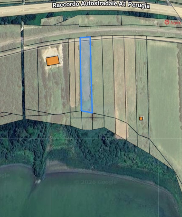 terreno agricolo in vendita a Tuoro sul Trasimeno in zona Isola Maggiore