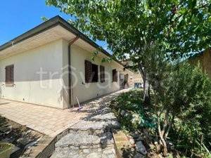 appartamento in vendita a Tuoro sul Trasimeno in zona Vernazzano