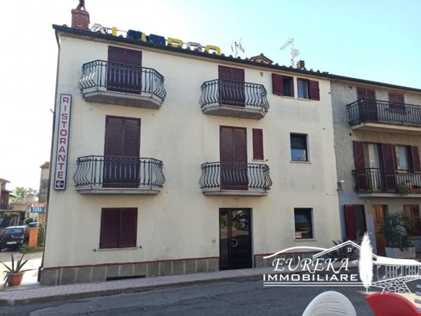 albergo in vendita a Tuoro sul Trasimeno