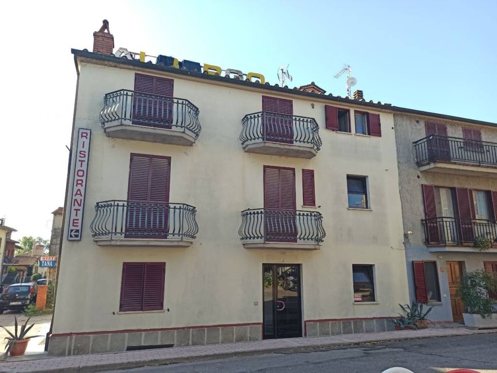 negozio in vendita a Tuoro sul Trasimeno in zona Borghetto