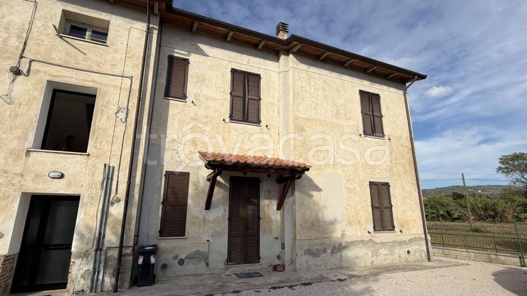 appartamento in vendita a Tuoro sul Trasimeno in zona Vernazzano