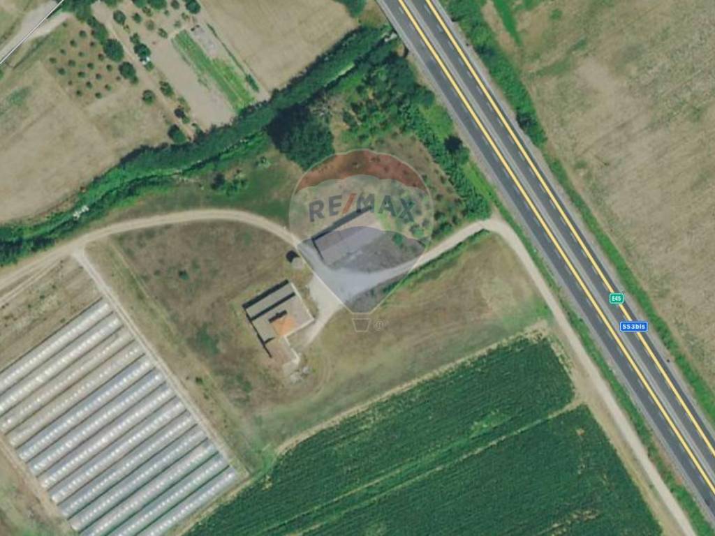 casa indipendente in vendita ad Umbertide in zona Pierantonio