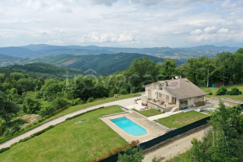 casa indipendente in vendita ad Umbertide in zona Niccone