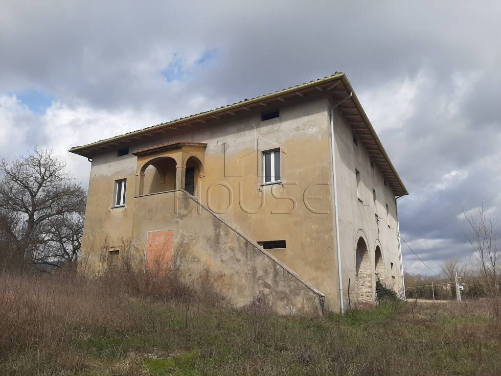 casa indipendente in vendita ad Umbertide