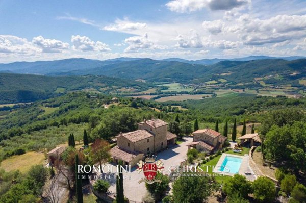 casa indipendente in vendita ad Umbertide in zona Niccone