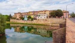 casa indipendente in vendita ad Umbertide in zona Montecastelli