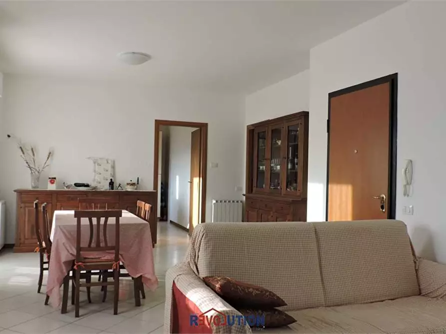 appartamento in vendita ad Umbertide in zona Pierantonio