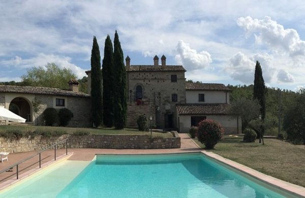 casa indipendente in vendita ad Umbertide in zona Niccone