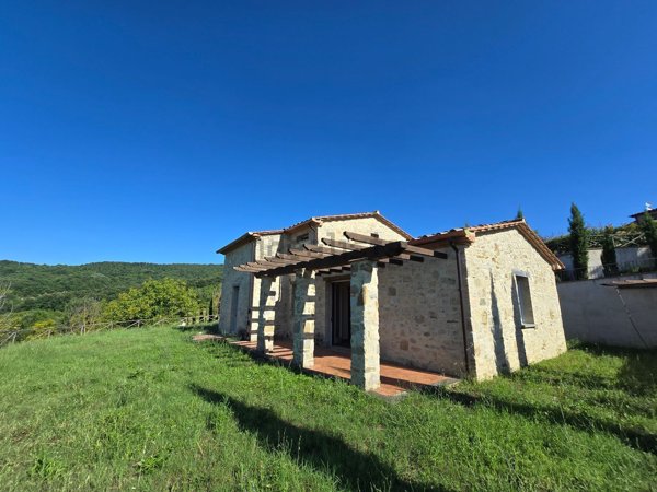 casa indipendente in vendita ad Umbertide in zona Niccone